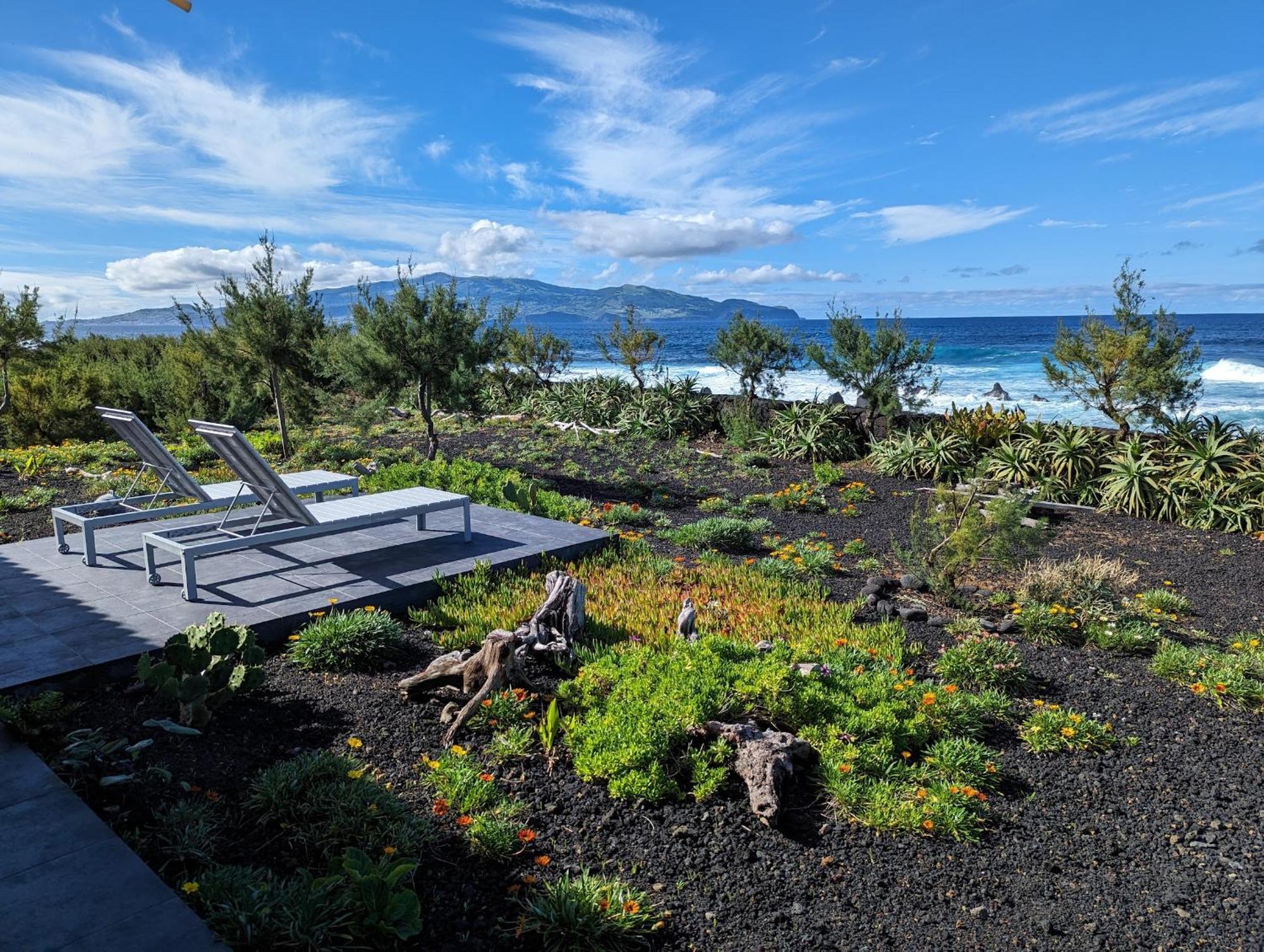 Casa Baleia Laranja Ocean-Front Villa Madalena  Eksteriør billede