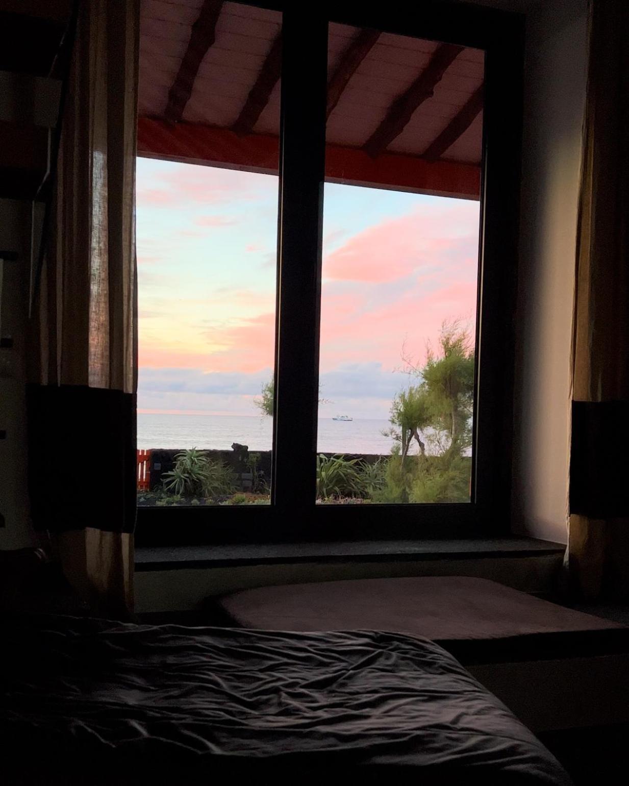 Casa Baleia Laranja Ocean-Front Villa Madalena  Eksteriør billede